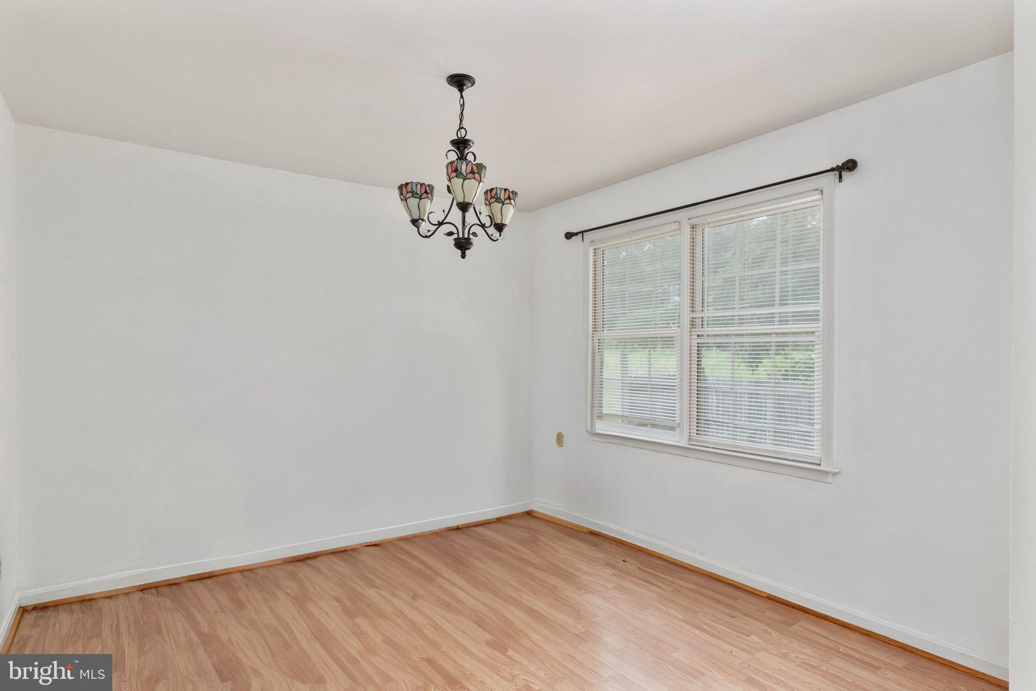 63 Bishop Cove Ruther Glen, VA 22546 - Photo 8 of 45 dining area