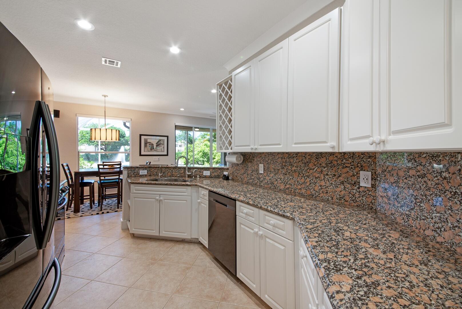 9737 Vineyard Court Boca Raton, FL 33428 - Photo 10 of 46 Granite Countertops