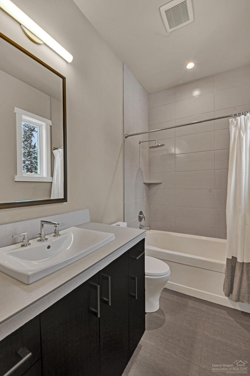 61522 Hosmer Lake Drive Bend, OR 97702 - Photo 11 of 25 Additional Photo