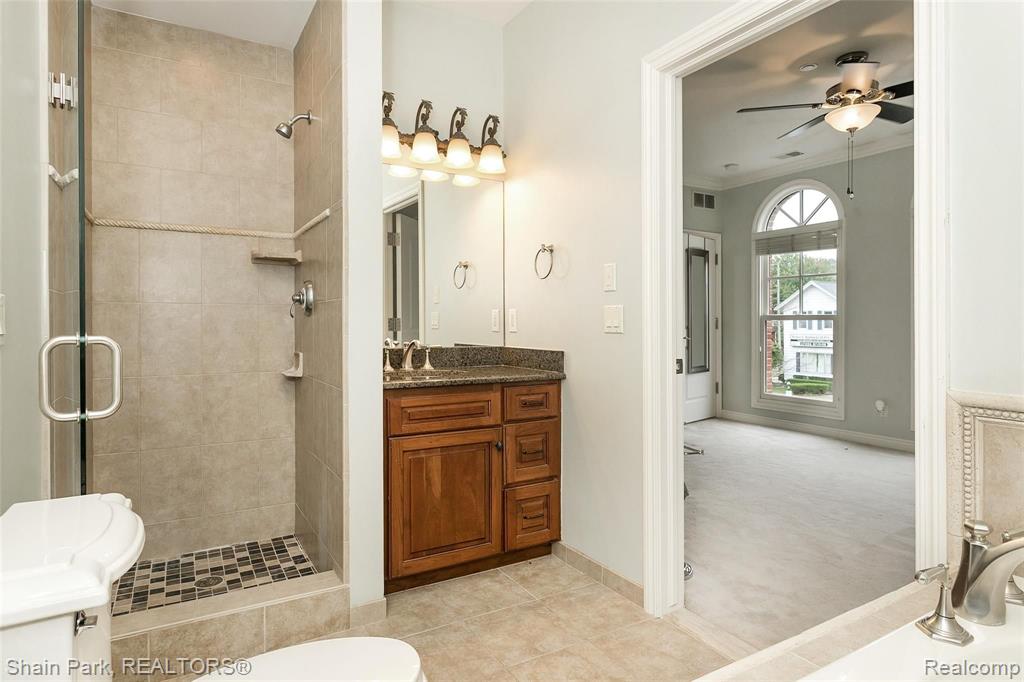 202 Walnut Boulevard Rochester, MI 48307 - Photo 22 of 39