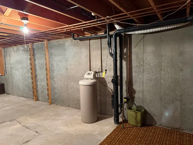 $424,900 | N5680 West Channel Drive, Shawano, WI 54166