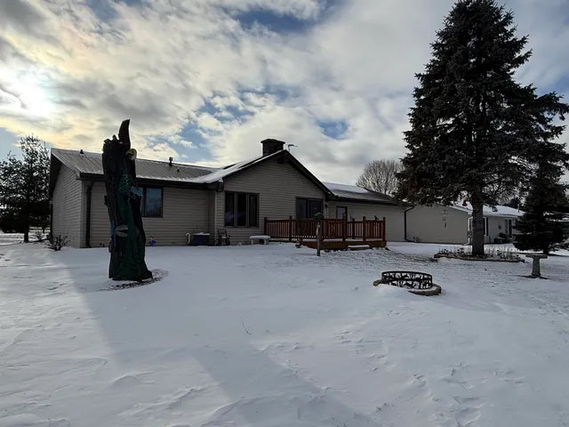 $424,900 | N5680 West Channel Drive, Shawano, WI 54166