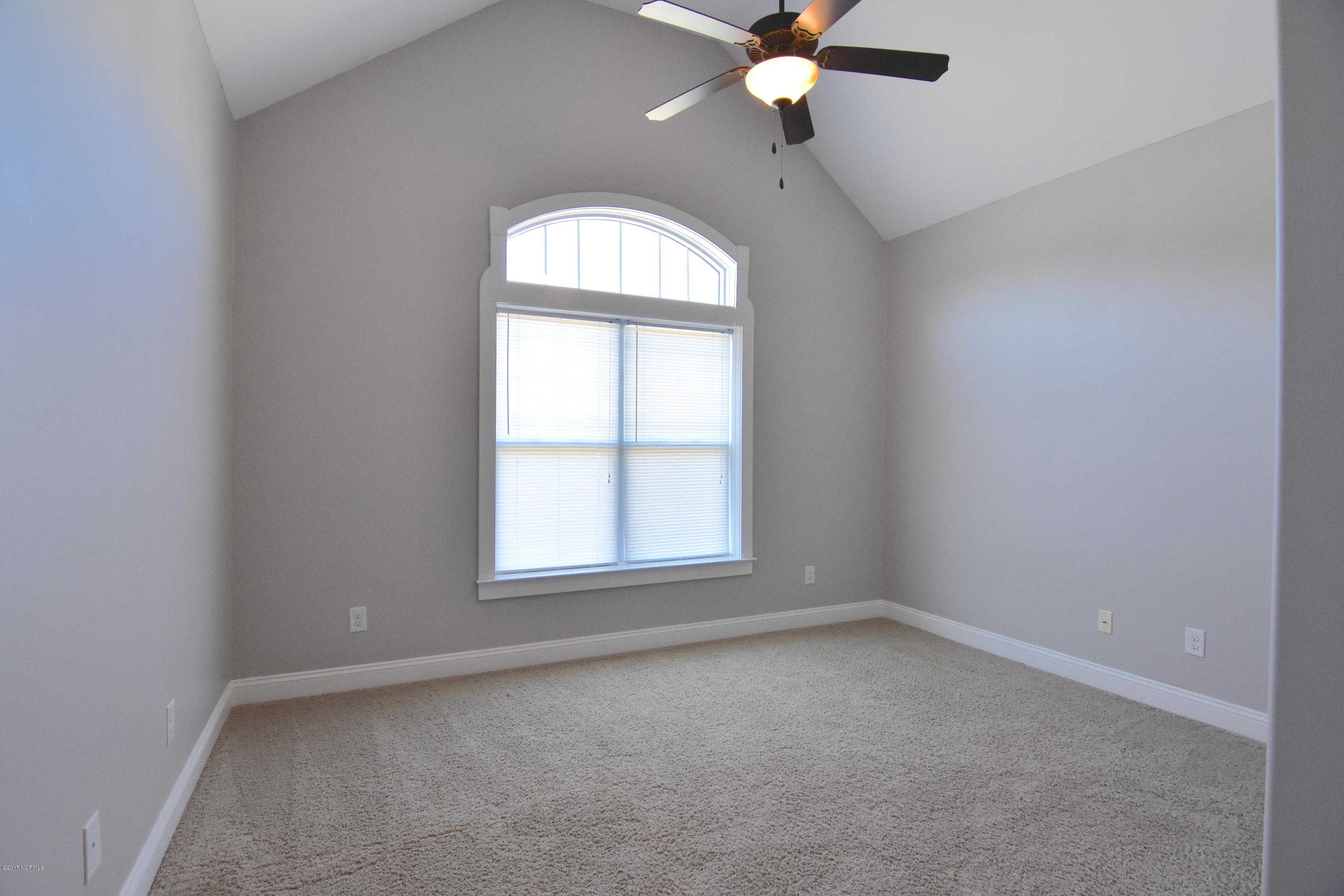 109 Coree Way New Bern, NC 28562 - Photo 16 of 27 Guest Bedroom