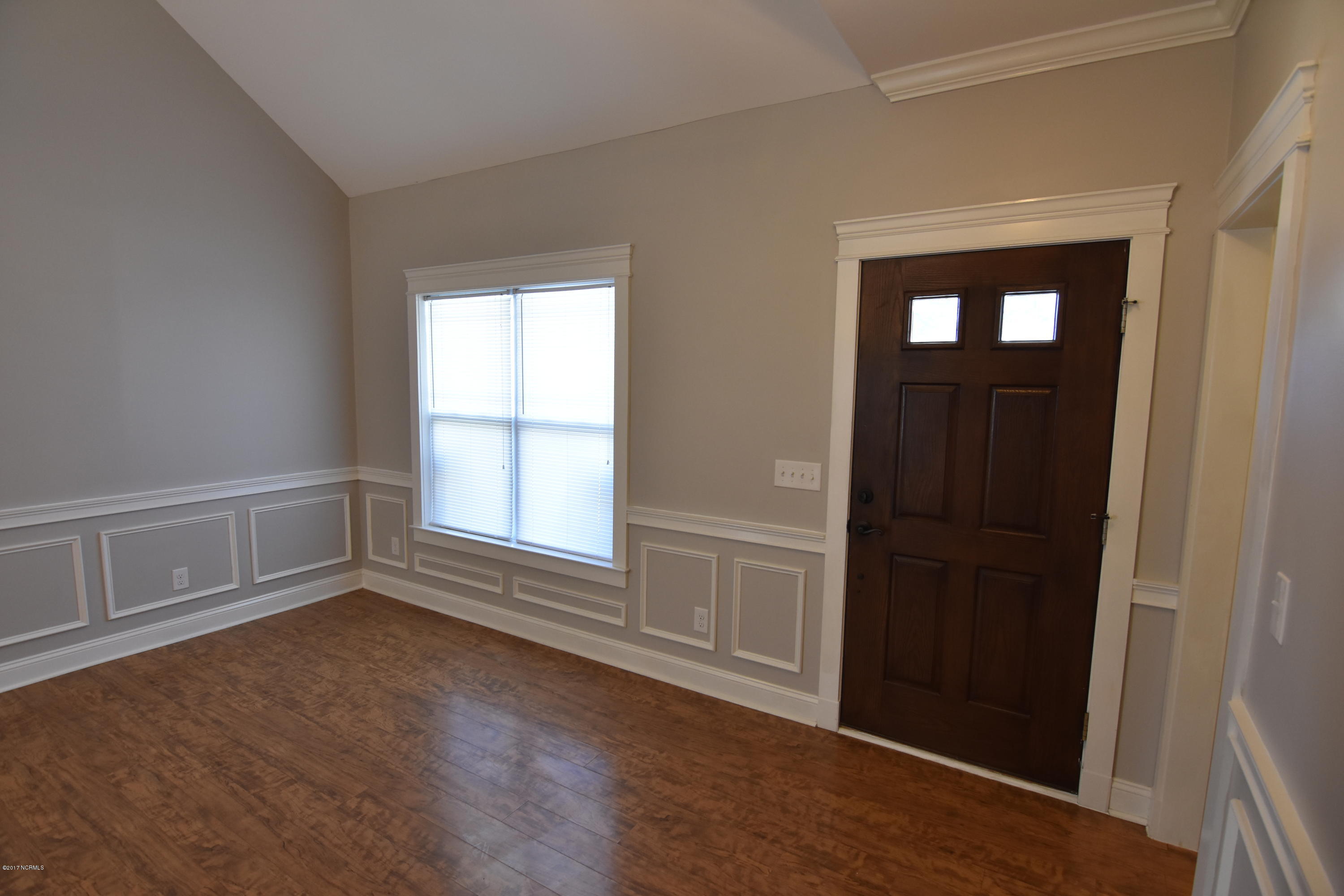 109 Coree Way New Bern, NC 28562 - Photo 2 of 27 Entrance