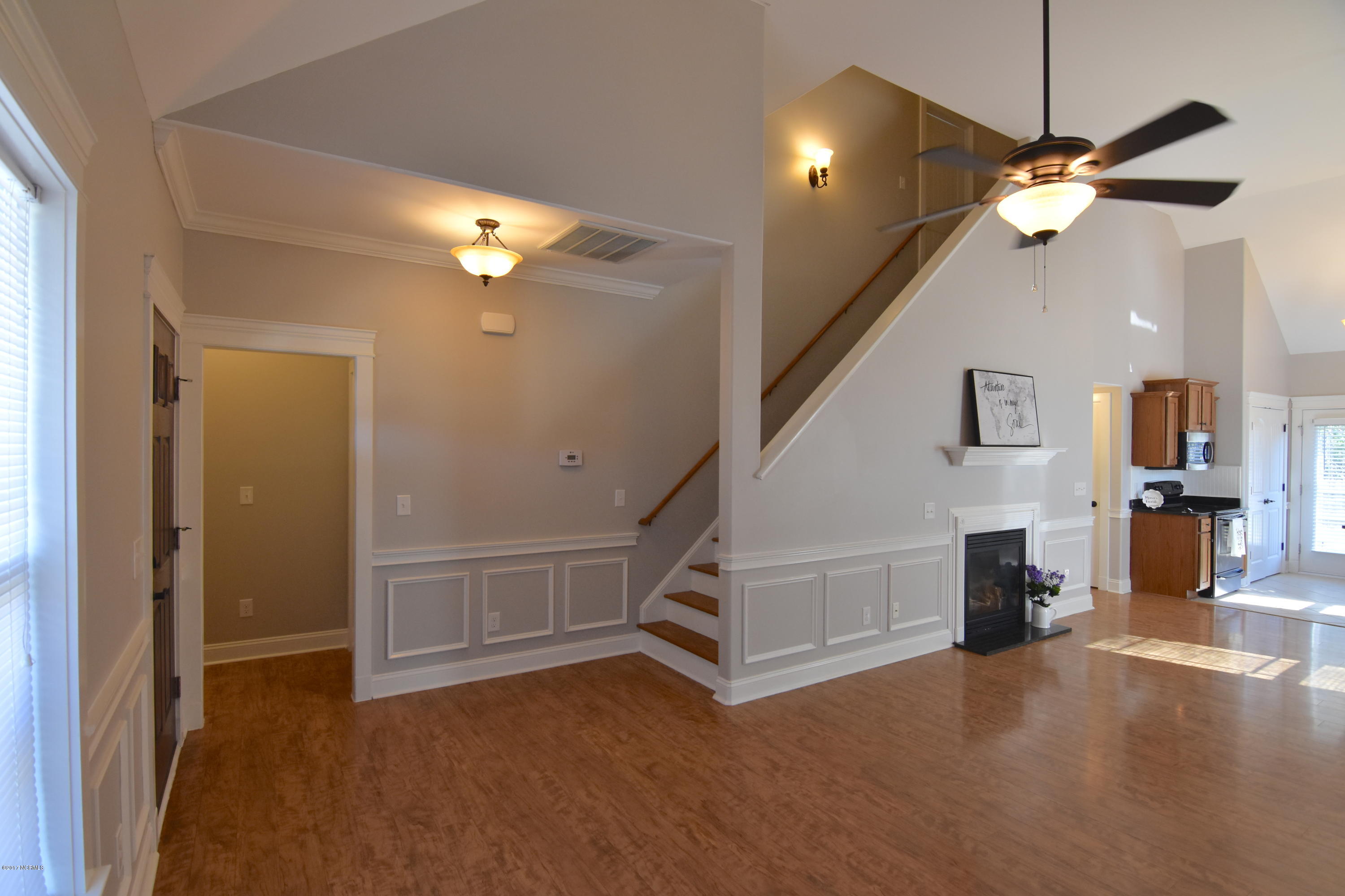 109 Coree Way New Bern, NC 28562 - Photo 4 of 27 Living Room