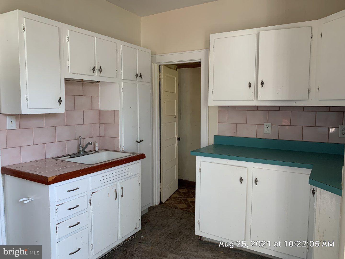 284 Shell Road Carneys Point, NJ 08069 - Photo 14 of 25