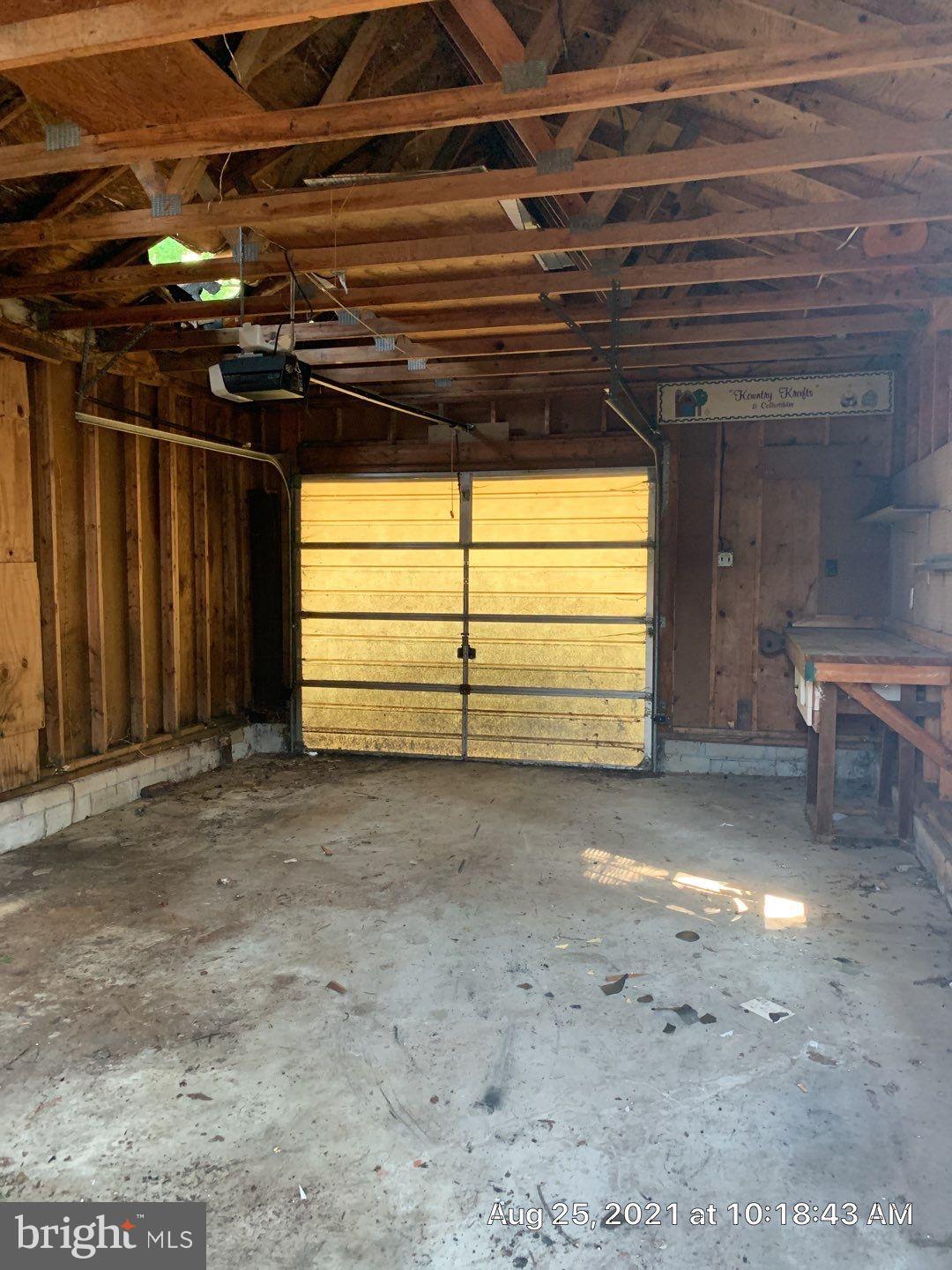 284 Shell Road Carneys Point, NJ 08069 - Photo 7 of 25