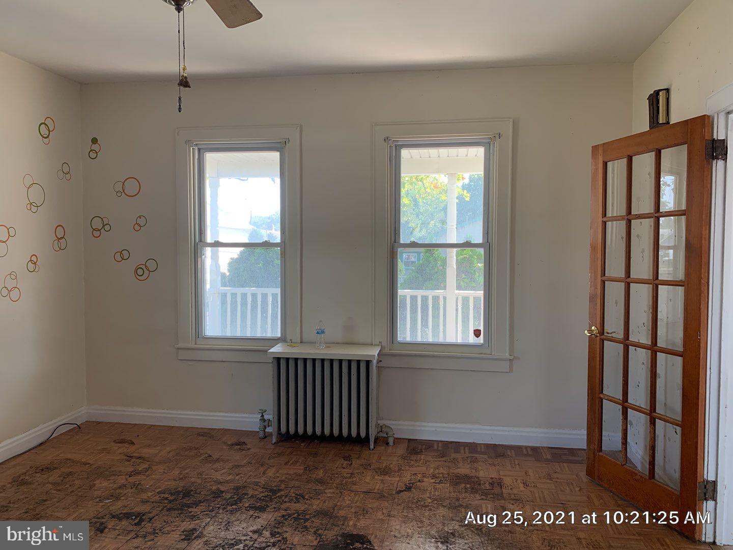 284 Shell Road Carneys Point, NJ 08069 - Photo 10 of 25