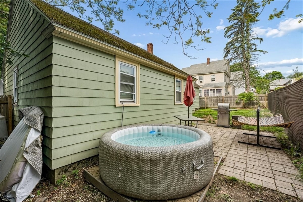 22 Lippold Street Methuen, MA 01844 - Photo 38 of 42