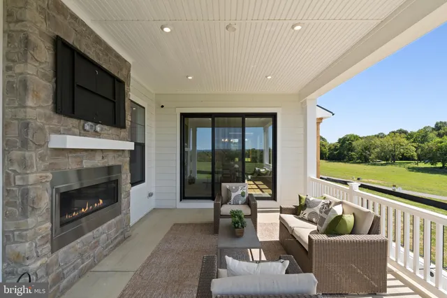 $2,039,900 | 21331 Big Woods Road, Dickerson, MD 20842