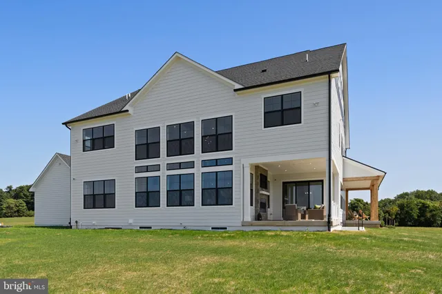 $2,039,900 | 21331 Big Woods Road, Dickerson, MD 20842