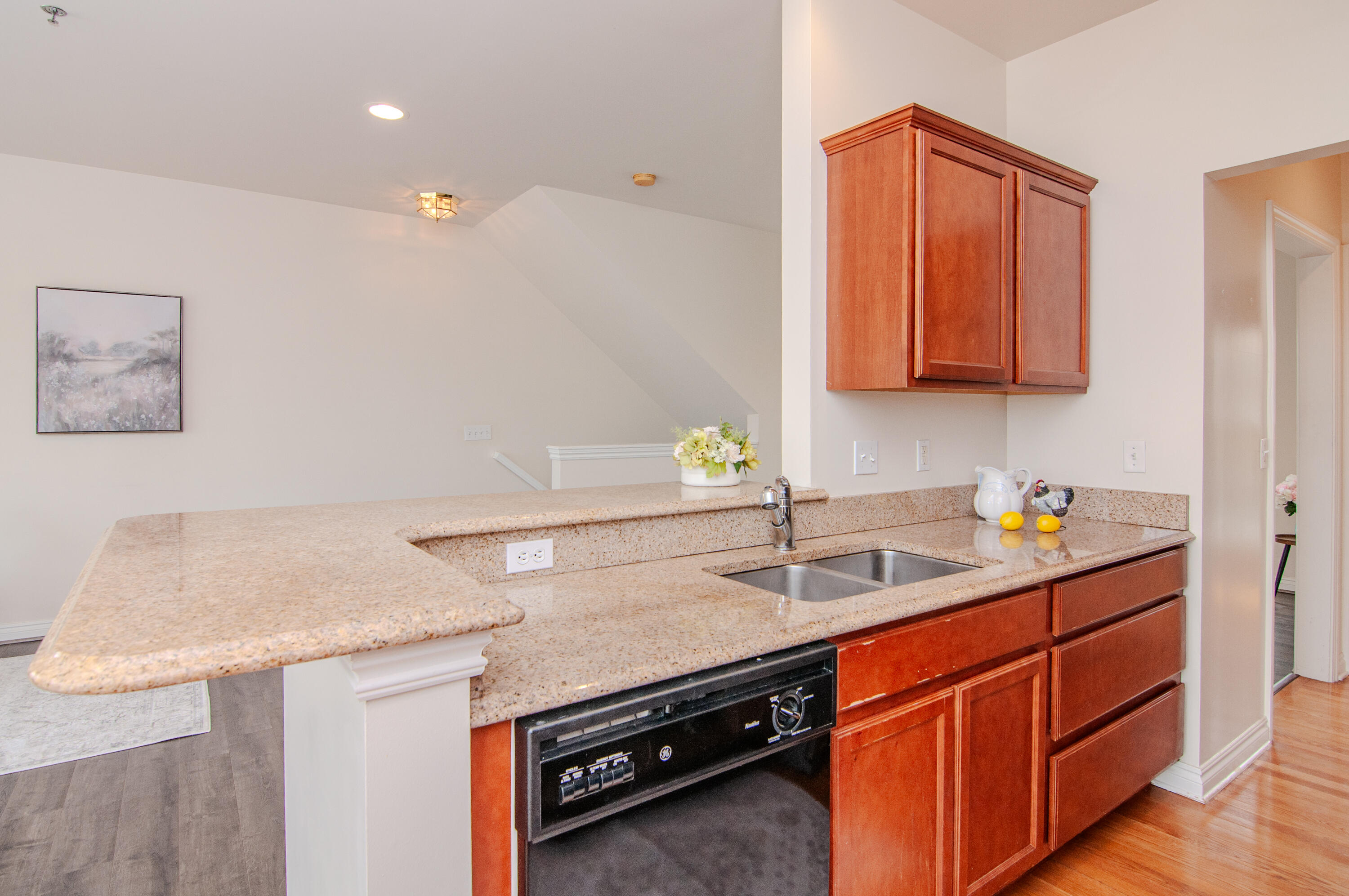 45587 North Stonewood Road Canton, MI 48187 - Photo 19 of 62 019