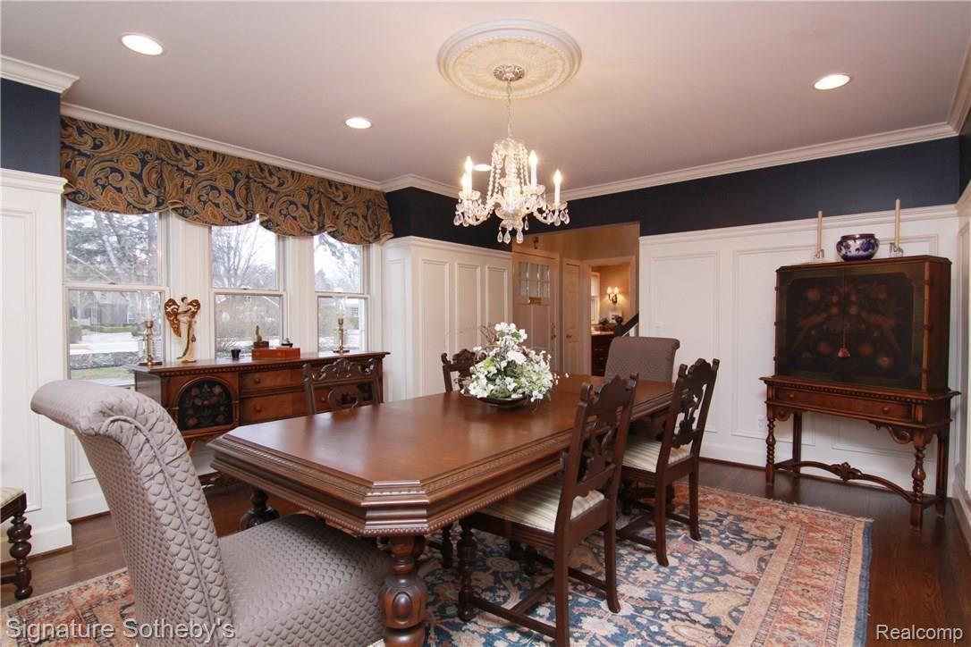 770 North Cranbrook Road Bloomfield Hills, MI 48301 - Photo 10 of 39 7.jpg