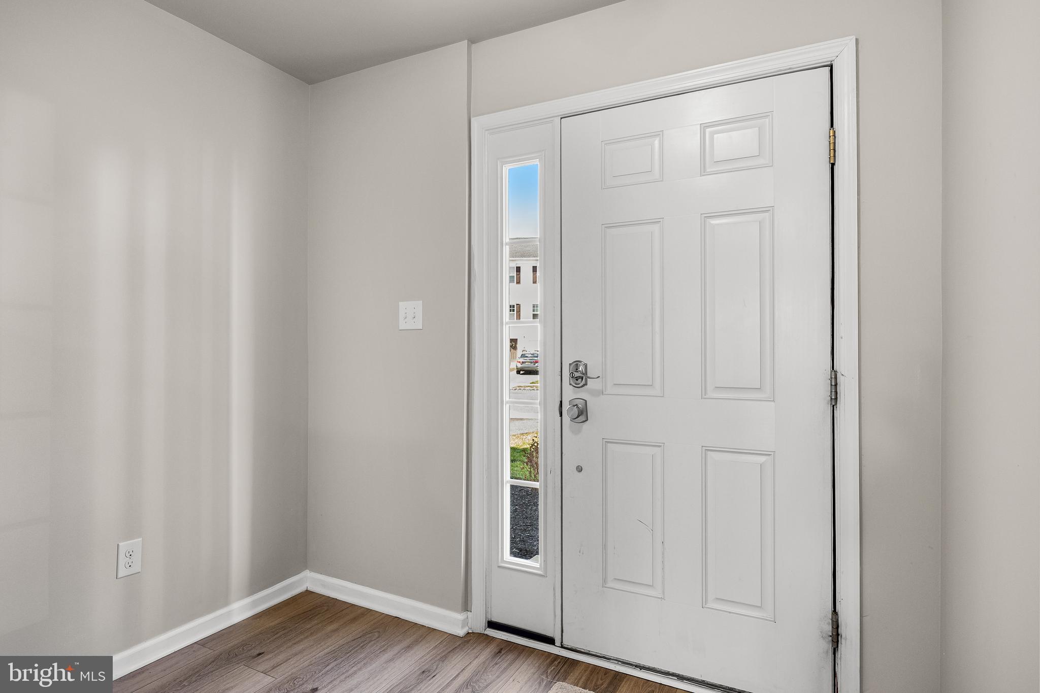 13 Iron Gate Road Sicklerville, NJ 08081 - Photo 3 of 25 a view of an entryway with wooden floor
