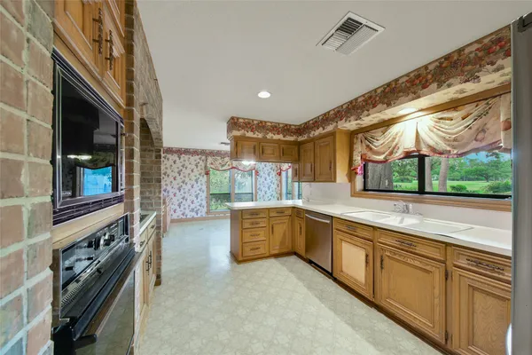 $479,900 | 13222 Mission Valley Drive, Houston, TX 77069