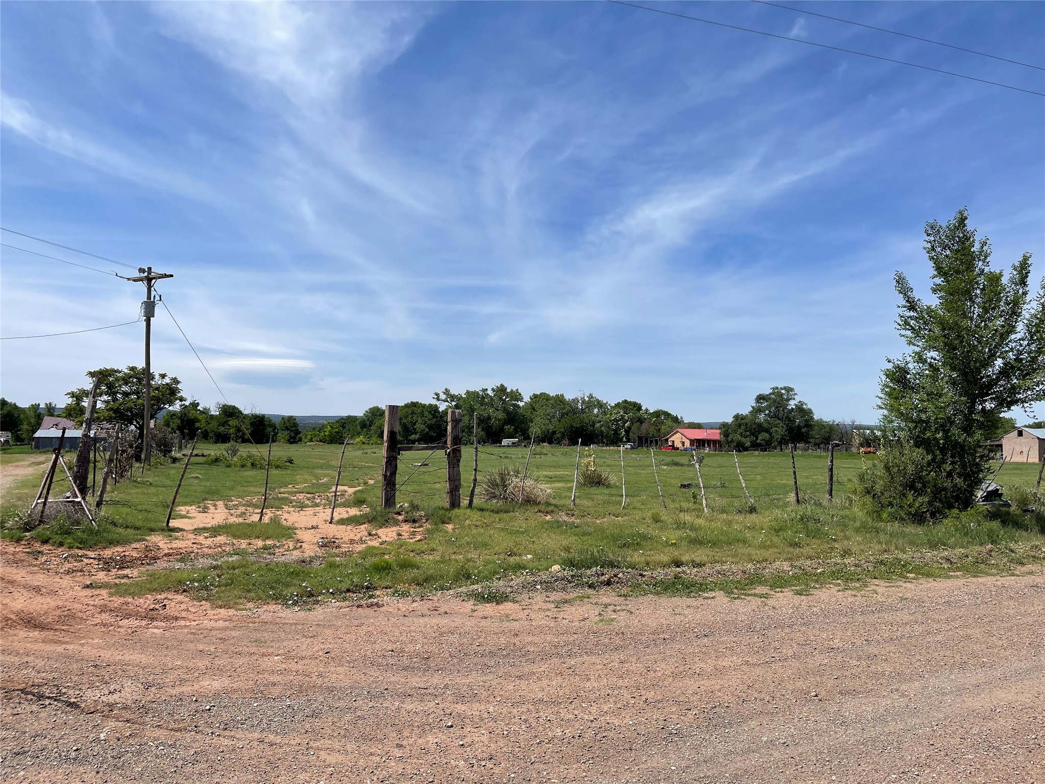1132 Co Road La Loma, NM 87724 - Photo 2 of 9