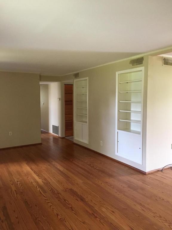 611 Ross Road Lexington, VA 24450 - Photo 4 of 18 Gallery Image 4