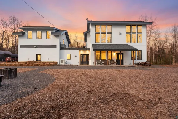 $1,799,000 | 5140 Lakewood Road, Duluth, MN 55804
