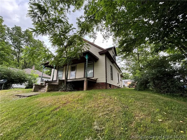 $89,900 | 405 North Mill Street, Salem, IN 47167