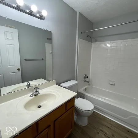 $1,750 | 8314 Glenwillow Lane, Unit 101, Indianapolis, IN 46278