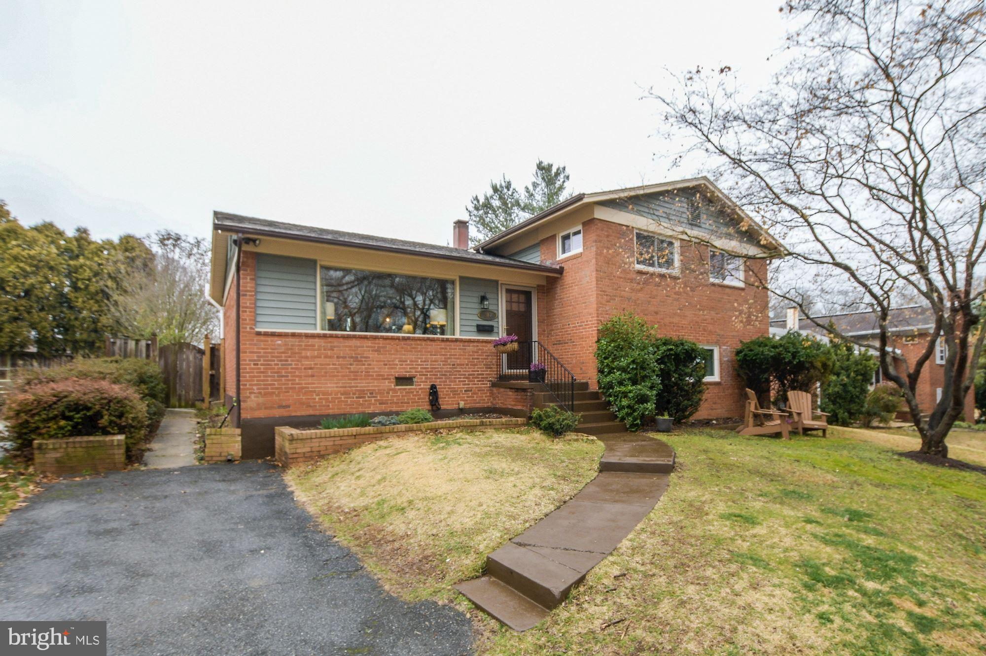 807 Malta Lane Silver Spring, MD 20901 - Photo 2 of 38 Gallery Image 2