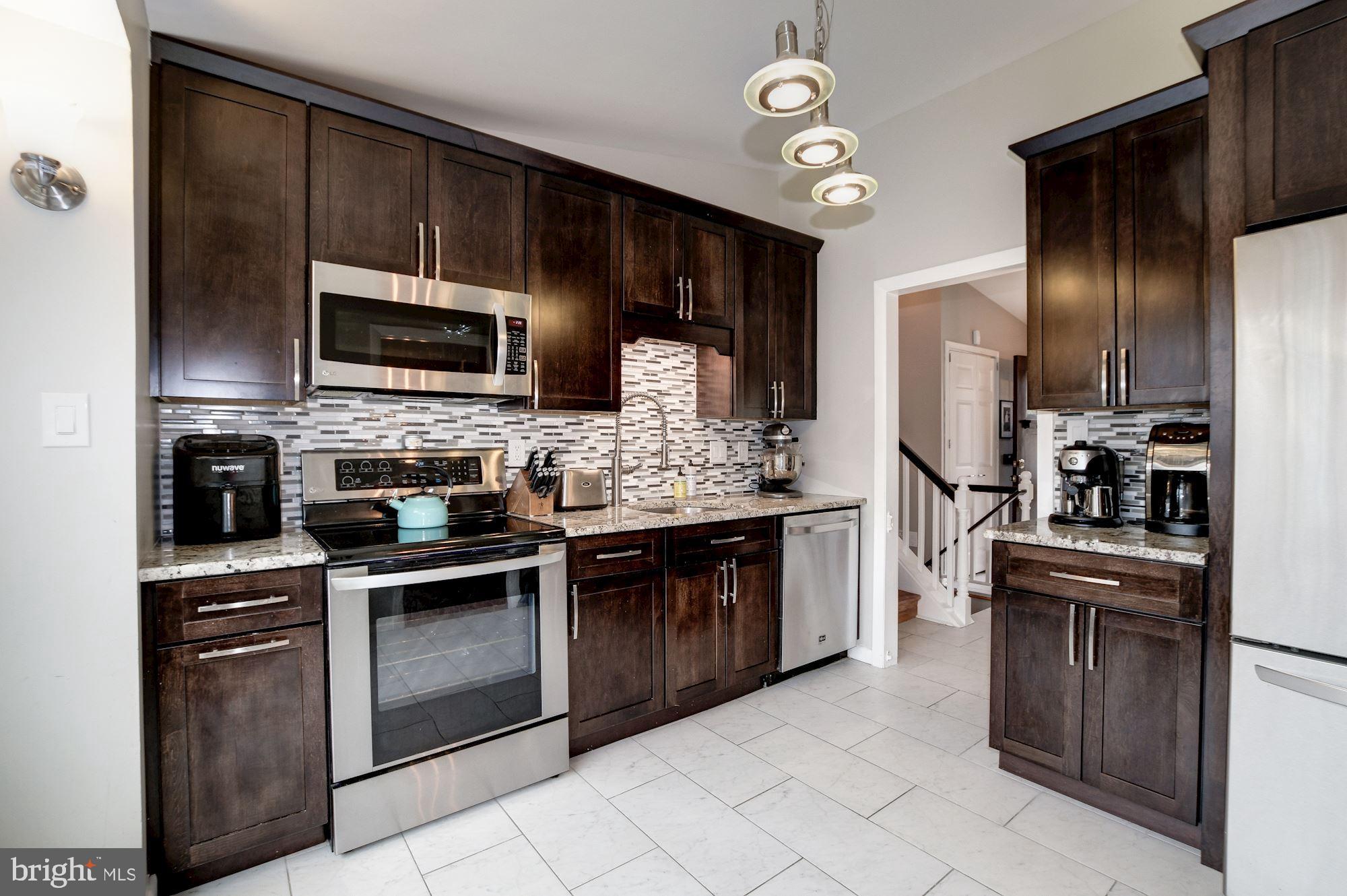 807 Malta Lane Silver Spring, MD 20901 - Photo 11 of 38 Updated Gourmet Kitchen