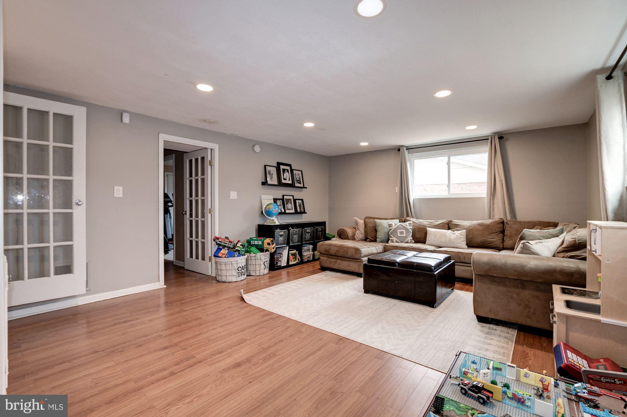 807 Malta Lane Silver Spring, MD 20901 - Photo 27 of 38 Gallery Image 27