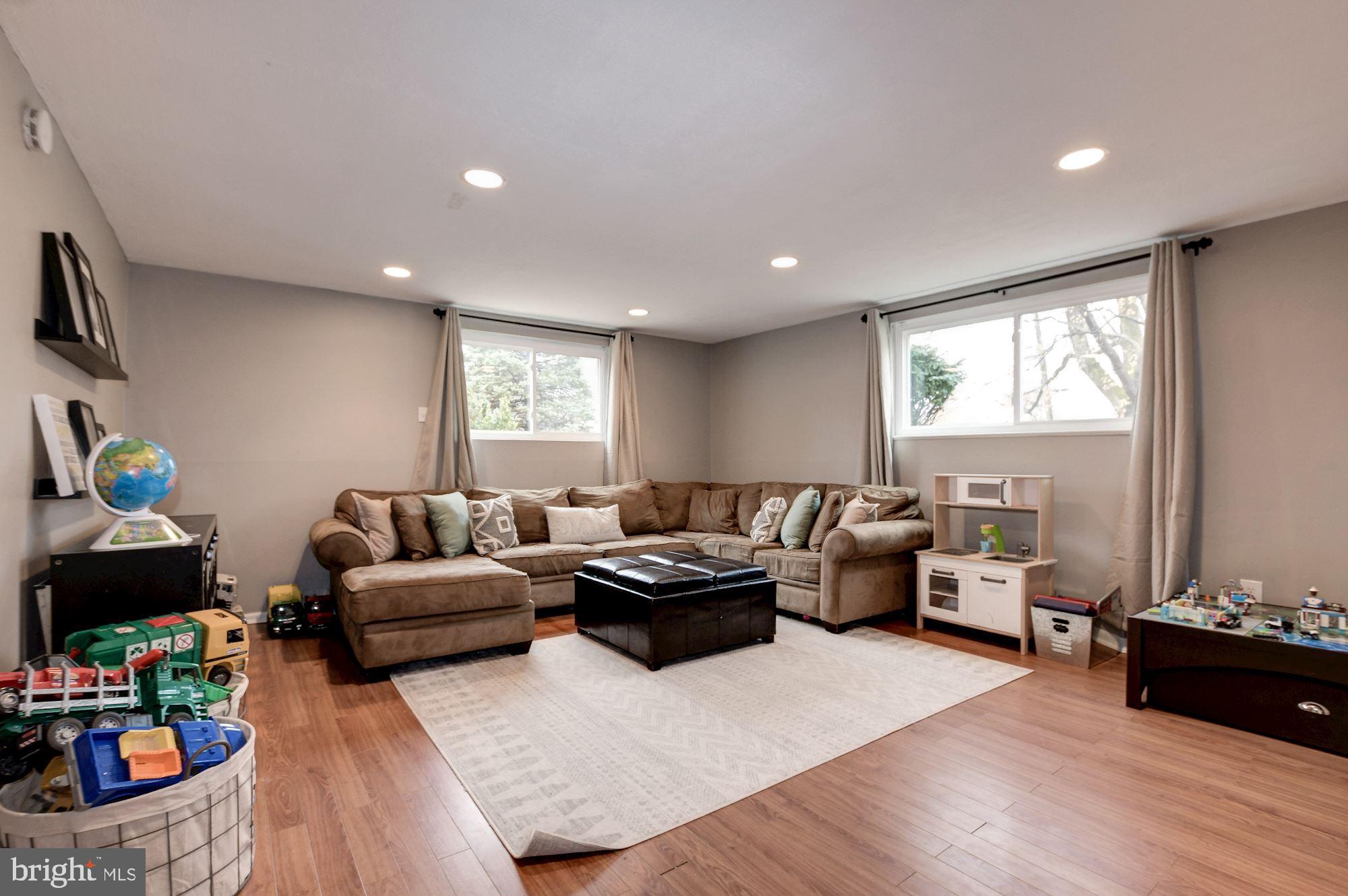 807 Malta Lane Silver Spring, MD 20901 - Photo 28 of 38 Gallery Image 28