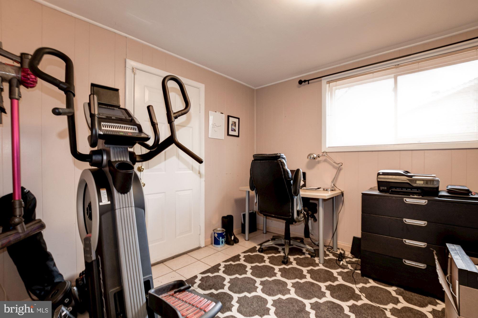 807 Malta Lane Silver Spring, MD 20901 - Photo 29 of 38 4th Bedroom / Office