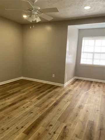 $2,200 | 11702 North Petersham Drive, Houston, TX 77031