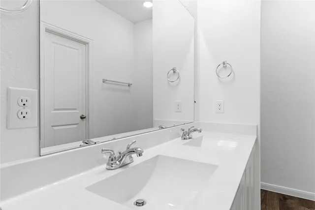 $253,900 | 1523 Vanessa Gold Court, Crosby, TX 77532