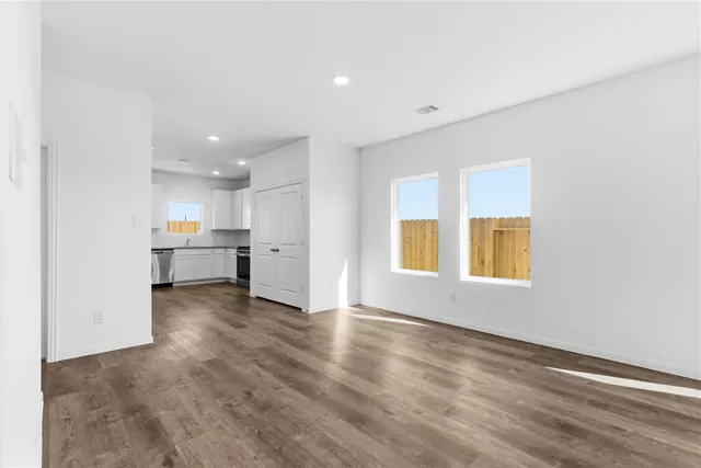 $253,900 | 1523 Vanessa Gold Court, Crosby, TX 77532