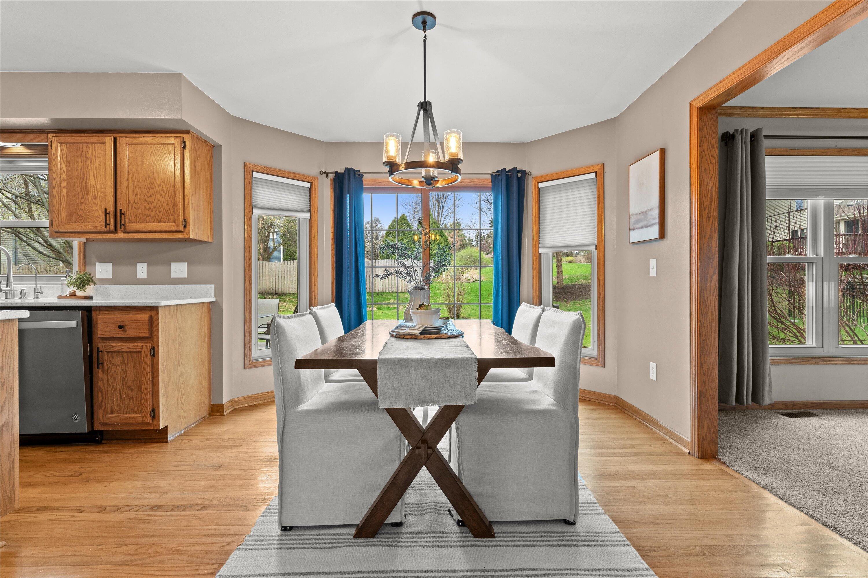 3304 River Valley Road Waukesha, WI 53189 - Photo 7 of 33 27-DSC09846