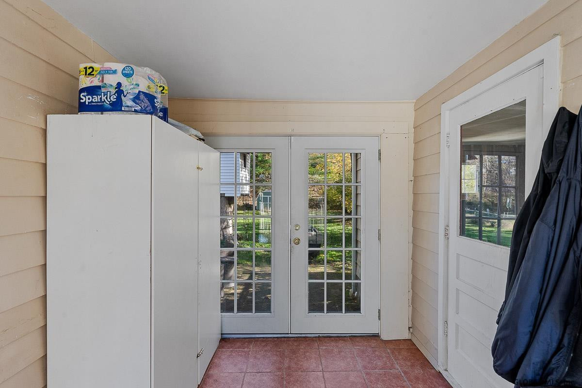 305 Old Loudon Road Colonie, NY 12110 - Photo 6 of 51 Photo 6