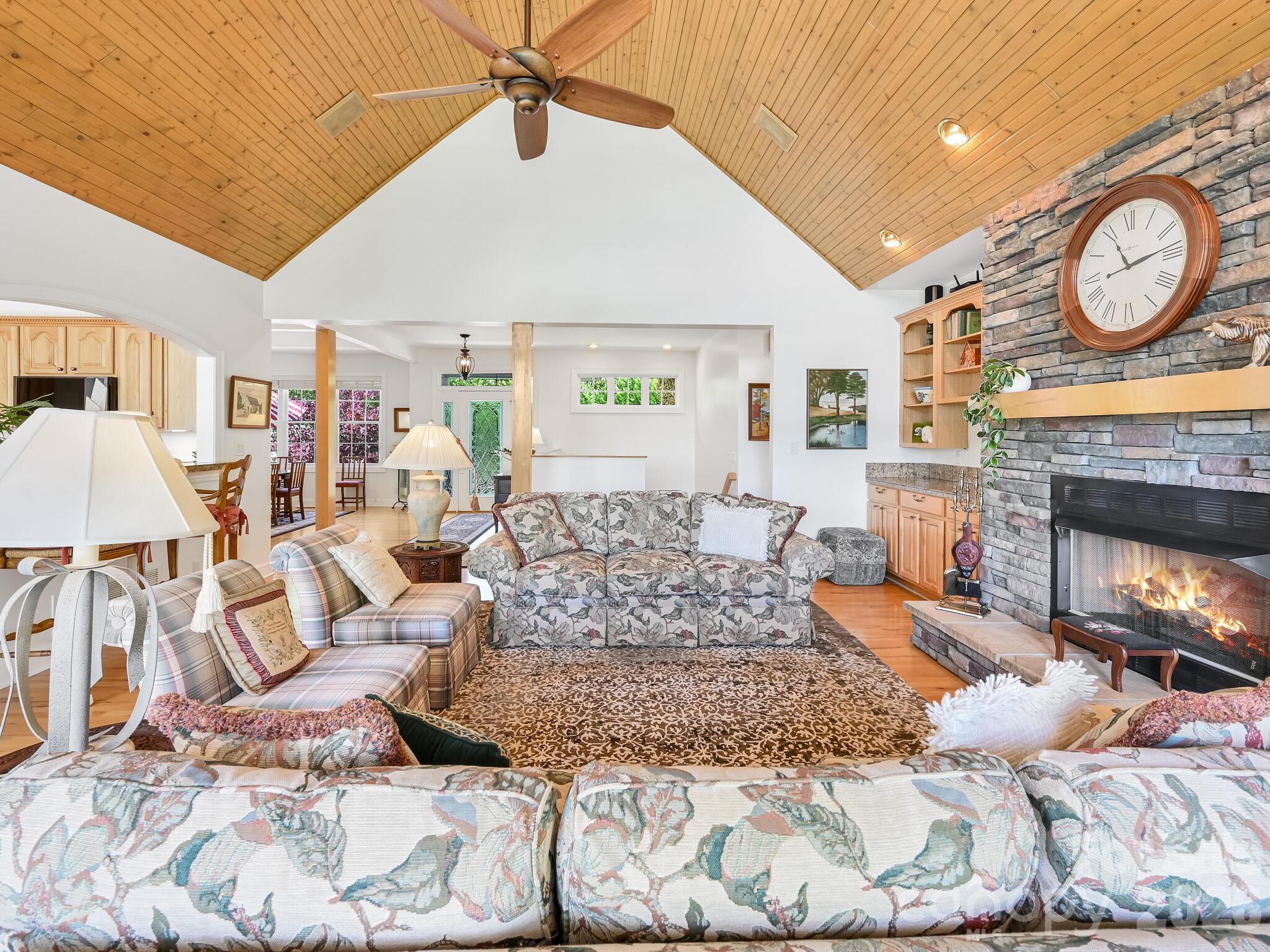105 Spring Path Hendersonville, NC 28739 - Photo 14 of 41 Gallery Image 14