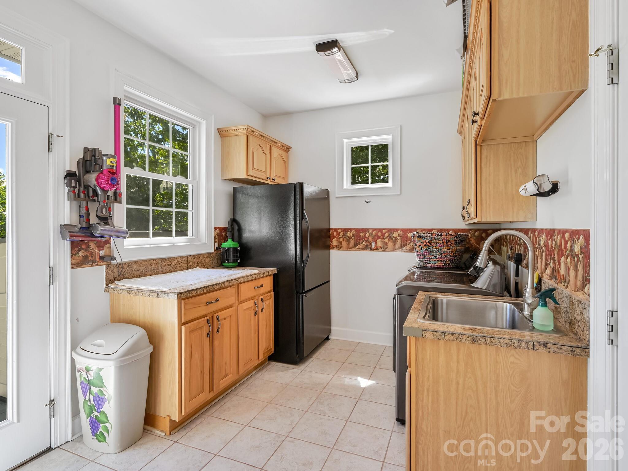 105 Spring Path Hendersonville, NC 28739 - Photo 29 of 41 Gallery Image 29