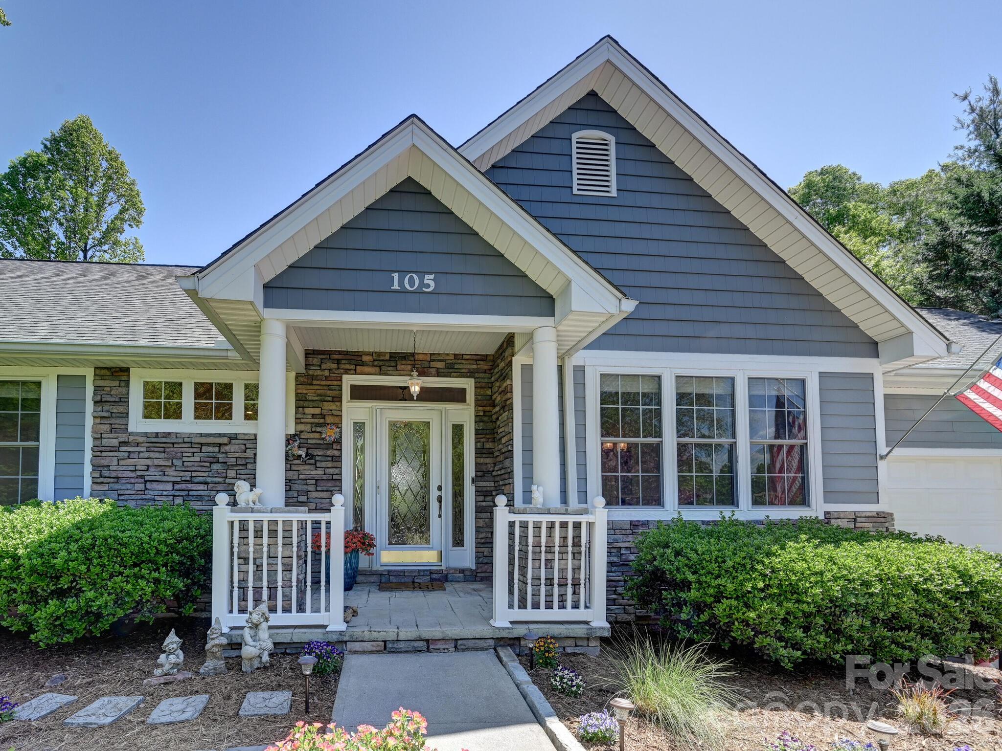 105 Spring Path Hendersonville, NC 28739 - Photo 3 of 41 Gallery Image 3