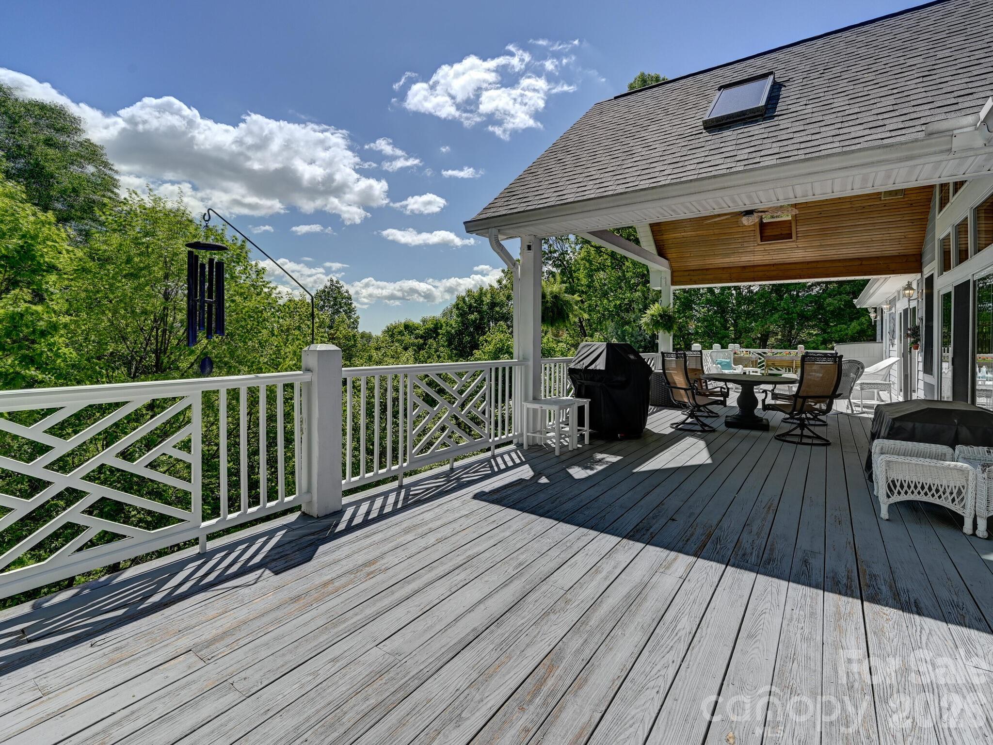 105 Spring Path Hendersonville, NC 28739 - Photo 32 of 41 Gallery Image 32