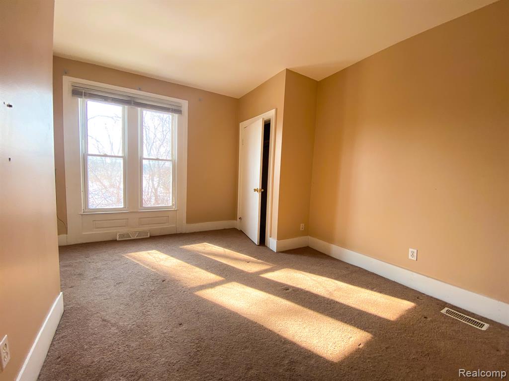 11270 North Rushton Road South Lyon, MI 48178 - Photo 30 of 57 Gallery Image 30