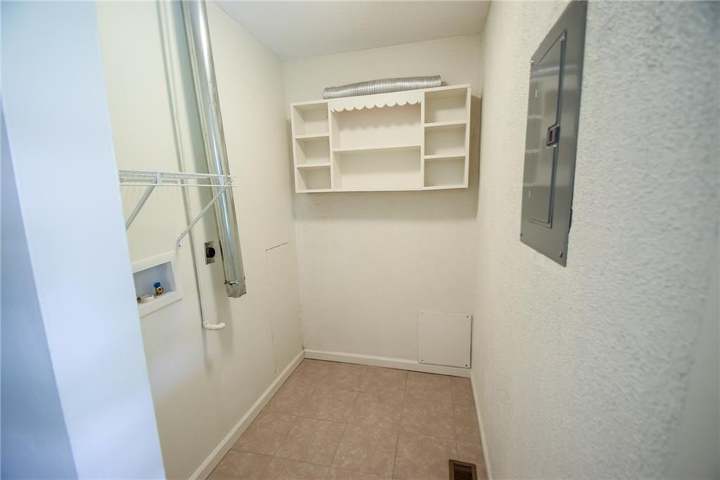 997 Fairfield Road Troy, OH 45373 - Photo 13 of 24 Gallery Image 13