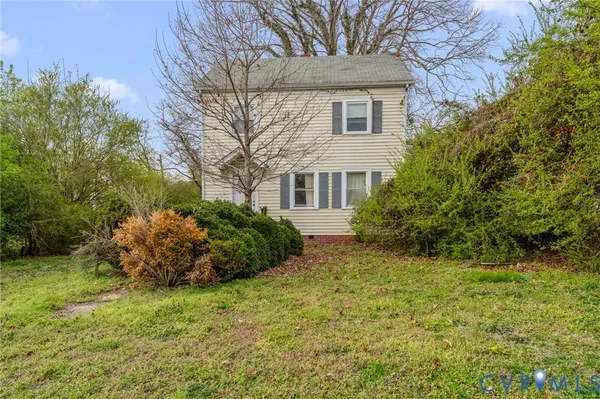 $199,900 | 419 18th Street, West Point, VA 23181