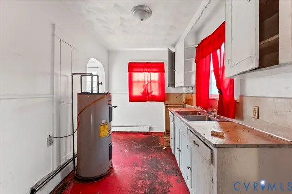 $199,900 | 419 18th Street, West Point, VA 23181