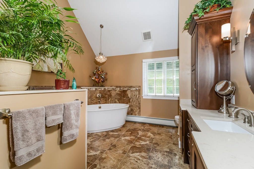 7 Chatham Road Norfolk, MA 02056 - Photo 18 of 30 Gallery Image 18