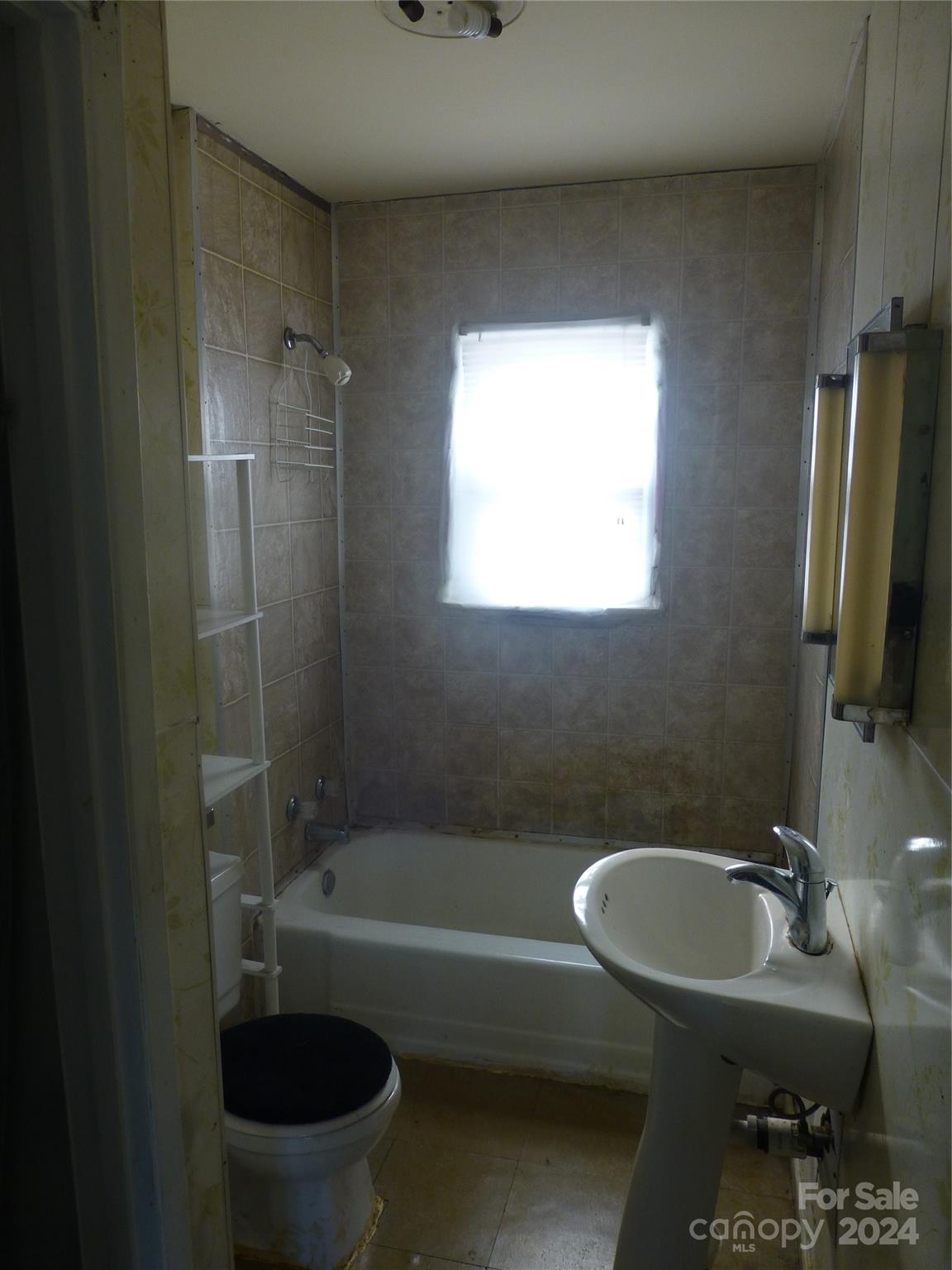 240 Old County Road Belhaven, NC 27810 - Photo 5 of 11 Gallery Image 5