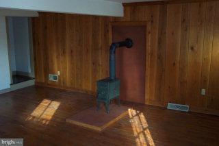 28 South Spruce Street Lititz, PA 17543 - Photo 2 of 5