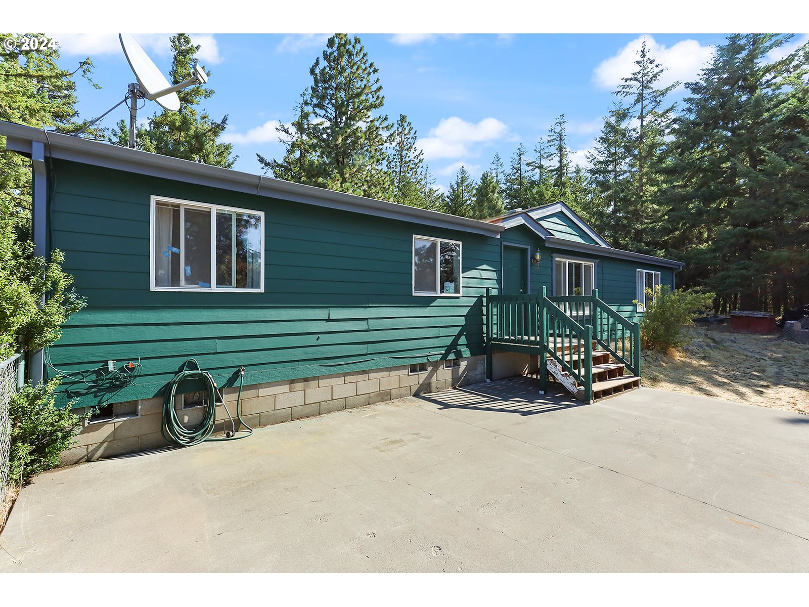 2095 State Road Mosier, OR 97040 - Photo 18 of 41 Gallery Image 18