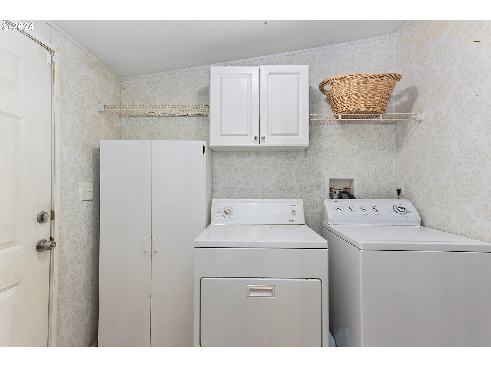 2095 State Road Mosier, OR 97040 - Photo 41 of 41 Gallery Image 41