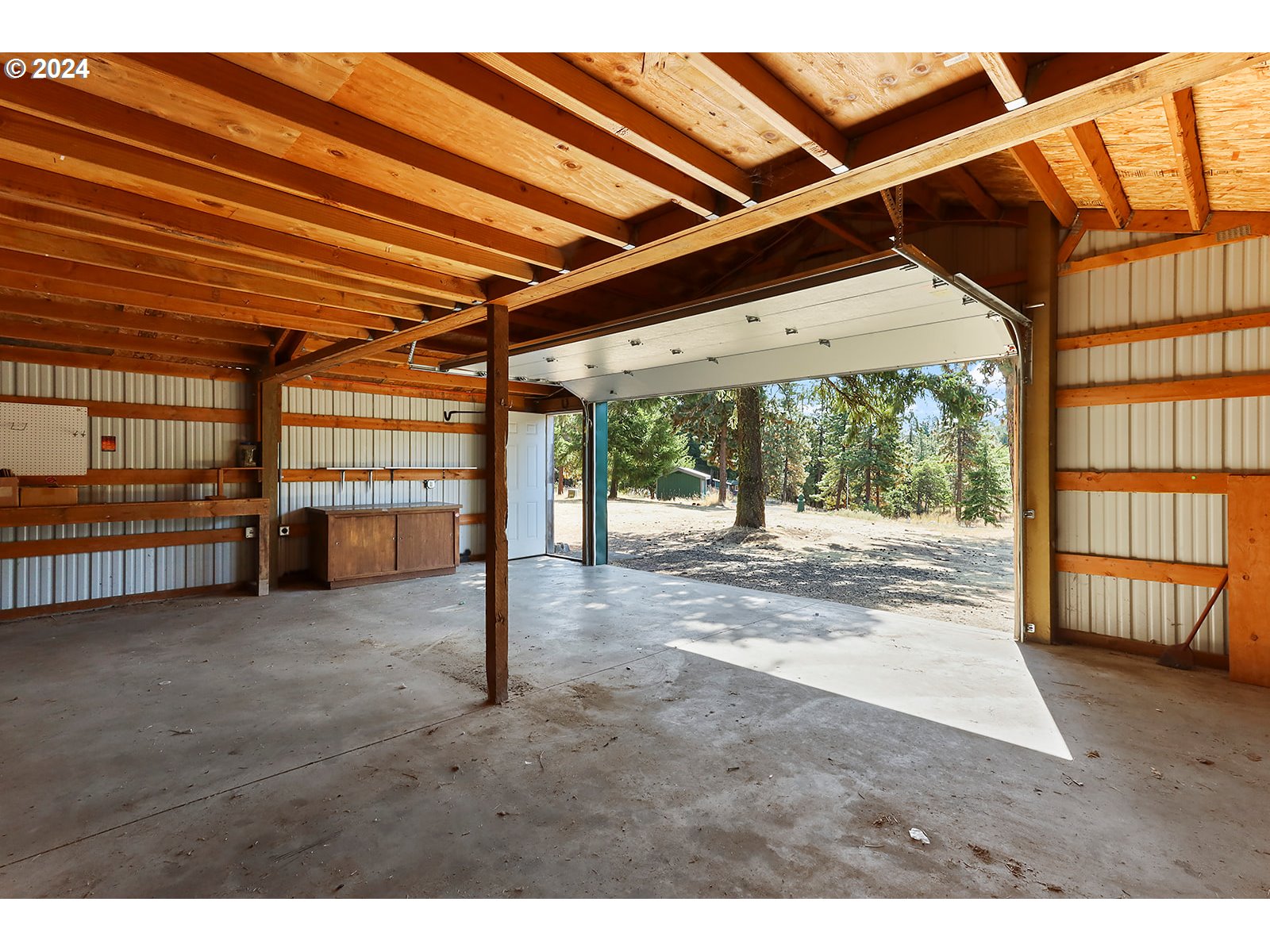 2095 State Road Mosier, OR 97040 - Photo 8 of 41 Gallery Image 8