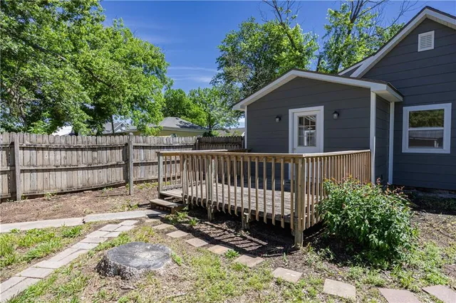 $109,999 | 901 North 9th Street, Neodesha, KS 66757