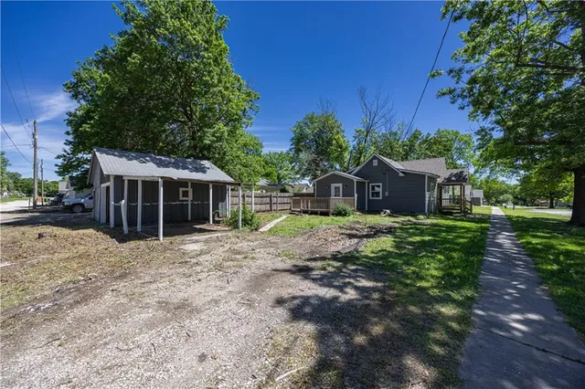 $109,999 | 901 North 9th Street, Neodesha, KS 66757